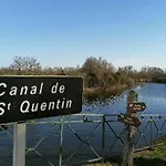 Oda ve Kahvaltı Ferme De Bonavis 3*