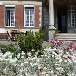 Couette-café Ferme De Bonavis 3*