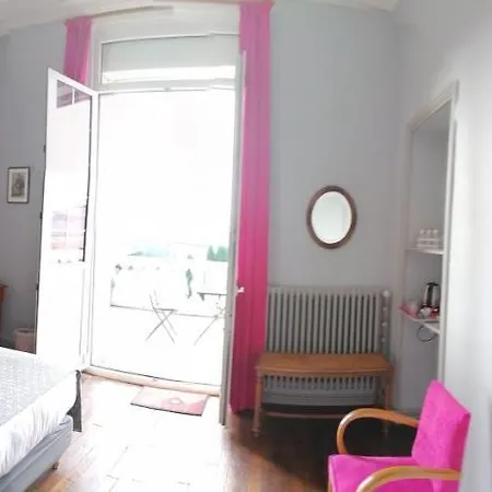Ferme De Bonavis Bed & Breakfast Banteux