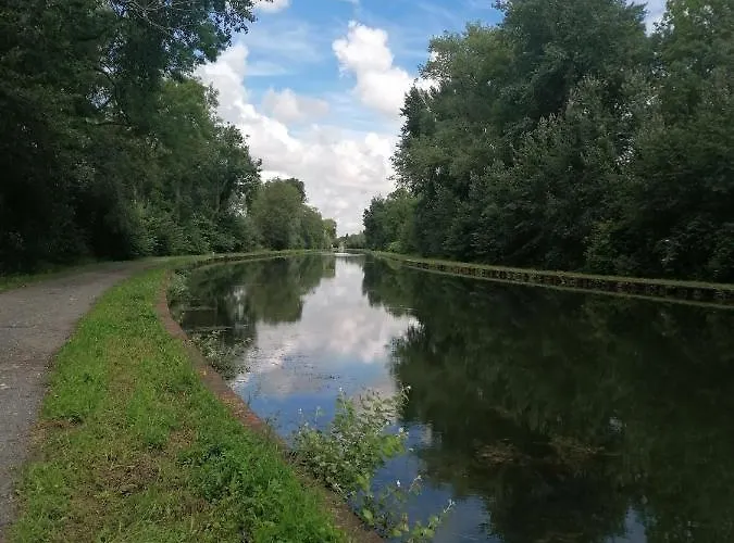 Ferme De Bonavis Couette-café 3*